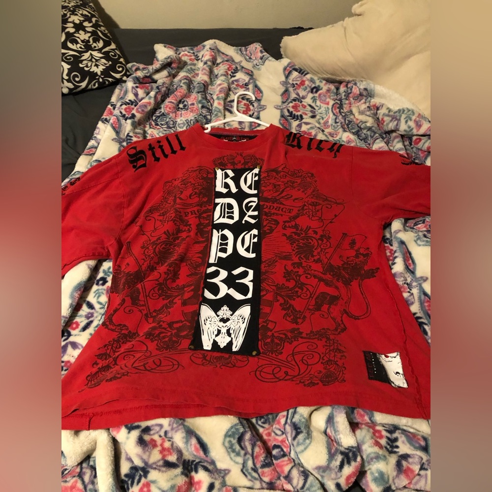 Red ape Tee